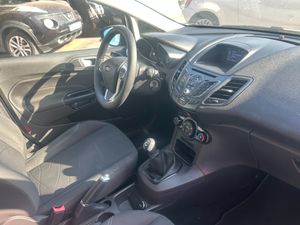 Ford Fiesta 1.2 i   - Foto 19