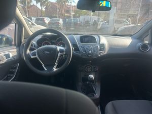Ford Fiesta 1.2 i   - Foto 16