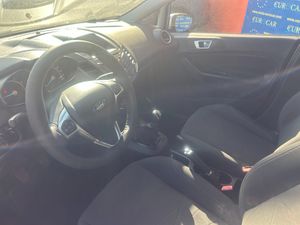Ford Fiesta 1.2 i   - Foto 11