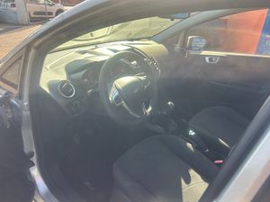 Ford Fiesta 1.2 i   - Foto 14