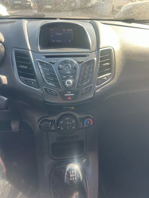 Ford Fiesta 1.2 i   - Foto 7