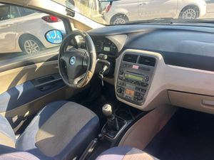 Fiat Punto 1.3 JTD   - Foto 18