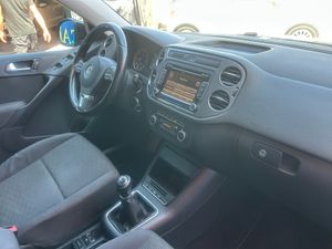 Volkswagen Tiguan 2.0 TDI   - Foto 21