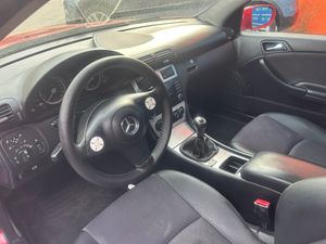 Mercedes Clase CLC 200 CDI   - Foto 11