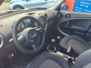 MINI Countryman ONE D   - Foto 12