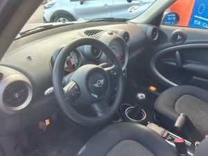 MINI Countryman ONE D   - Foto 11