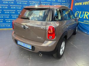MINI Countryman ONE D   - Foto 33