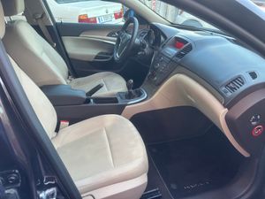 Opel Insignia  2.0 TDCI   - Foto 24