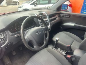 Kia Sportage 2.0 CRDI   - Foto 11