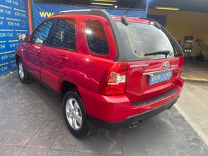 Kia Sportage 2.0 CRDI   - Foto 35