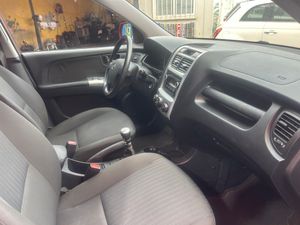 Kia Sportage 2.0 CRDI   - Foto 23