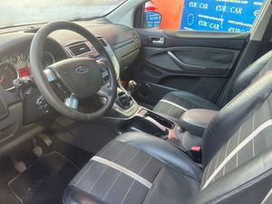 Ford Kuga 2.0 TDCI   - Foto 14