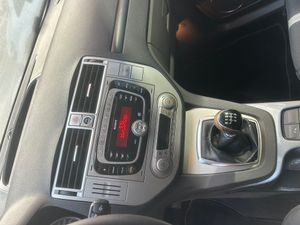 Ford Kuga 2.0 TDCI   - Foto 9