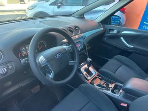 Ford S Max 2.0 TDCI   - Foto 11