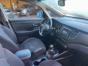 Kia Carens 1.7 CRDI   - Foto 10