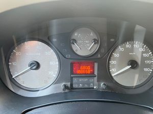 Peugeot Partner 1.6 HDI  - Foto 12