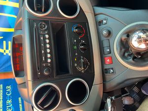 Peugeot Partner 1.6 HDI  - Foto 25