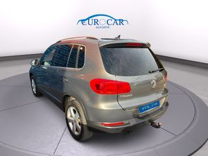 Volkswagen Tiguan Excellence 2.0 TDI 140 CV BlueMotion Technology 4Motion DSG  - Foto 5