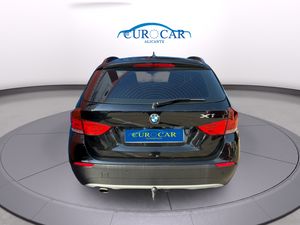 BMW X1 2.0D  - Foto 6
