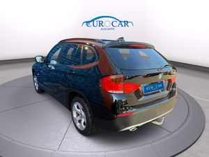 BMW X1 2.0D  - Foto 5