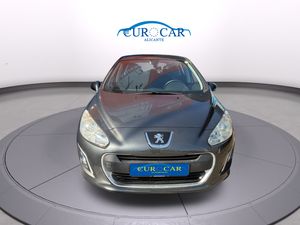 Peugeot 308 5p Access 1.6 e-HDi 110 FAP Blue Lion  - Foto 3