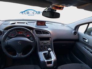 Peugeot 5008 5008 Access 1.6 HDi 110 7 plazas  - Foto 7