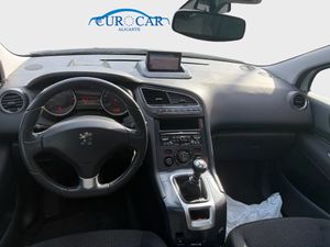 Peugeot 5008 5008 Access 1.6 HDi 110 7 plazas  - Foto 5