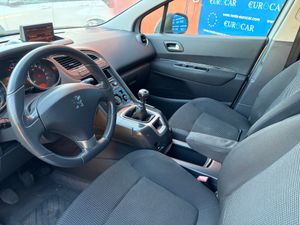 Peugeot 5008 5008 Access 1.6 HDi 110 7 plazas  - Foto 21