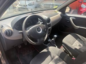 Dacia Sandero Ambiance 1.5 dCi 70 CV  - Foto 14
