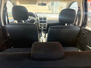 Dacia Sandero Ambiance 1.5 dCi 70 CV  - Foto 20