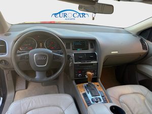 Audi Q7 3.0 TDI 233 CV quattro tiptronic 6 vel.  - Foto 8