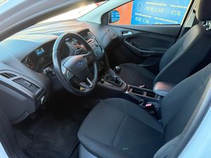 Ford Focus Berlina Business 1.0 EcoBoost 92 kW  - Foto 17