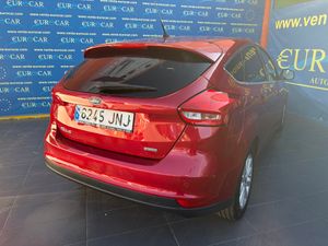 Ford Focus Berlina Black&Red Edition 1.5 EcoBoost 182 CV Auto-Start-Stop  - Foto 32