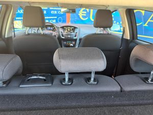 Ford Focus Berlina Black&Red Edition 1.5 EcoBoost 182 CV Auto-Start-Stop  - Foto 36