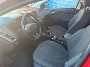 Ford Focus Berlina Black&Red Edition 1.5 EcoBoost 182 CV Auto-Start-Stop  - Foto 20