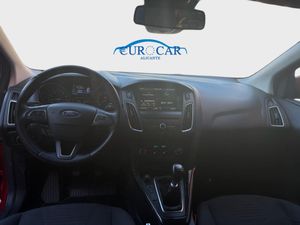 Ford Focus Berlina Black&Red Edition 1.5 EcoBoost 182 CV Auto-Start-Stop  - Foto 9