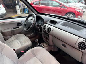 Renault Kangoo 1.5 dCi 65 cv Expression Oasis  - Foto 21