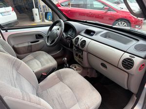 Renault Kangoo 1.5 dCi 65 cv Expression Oasis  - Foto 22