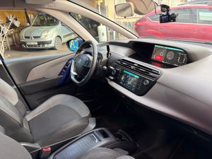 Citroën C4 Picasso PureTech 130 S&S EAT6 Live  - Foto 21