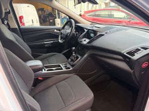 Ford Kuga ST-Line 1.5 TDCi Auto-Start-Stop 88 kW  - Foto 28