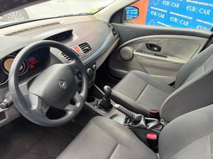 Renault Megane 3p Dynamique 1.5 dCi 85cv eco2  - Foto 14