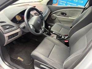 Renault Megane 3p Dynamique 1.5 dCi 85cv eco2  - Foto 17