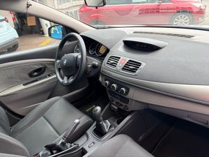 Renault Megane 3p Dynamique 1.5 dCi 85cv eco2  - Foto 21