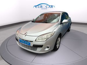 Renault Megane 3p Dynamique 1.5 dCi 85cv eco2  - Foto 2