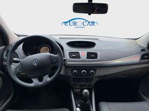 Renault Megane 3p Dynamique 1.5 dCi 85cv eco2  - Foto 8