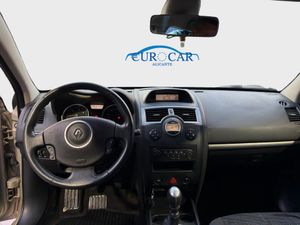Renault Megane 5p Dynamique 1.5 dCi 105cv eco2  - Foto 8