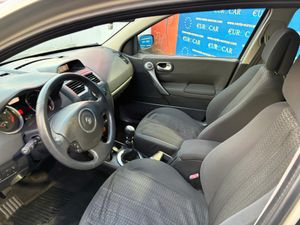 Renault Megane 5p Dynamique 1.5 dCi 105cv eco2  - Foto 15