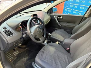 Renault Megane 5p Dynamique 1.5 dCi 105cv eco2  - Foto 16