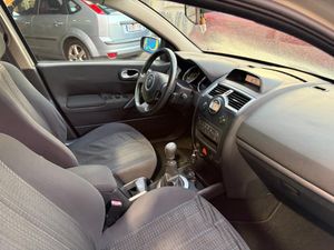 Renault Megane 5p Dynamique 1.5 dCi 105cv eco2  - Foto 22