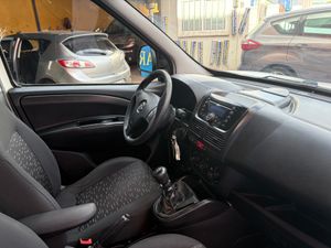 Opel Combo Tour Selective 1.6 CDTI 105 CV Stop&Start  5 plazas  - Foto 19